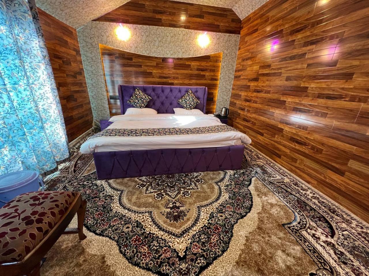 The Heritage Safina Group Of Houseboats Srīnagar Exteriér fotografie
